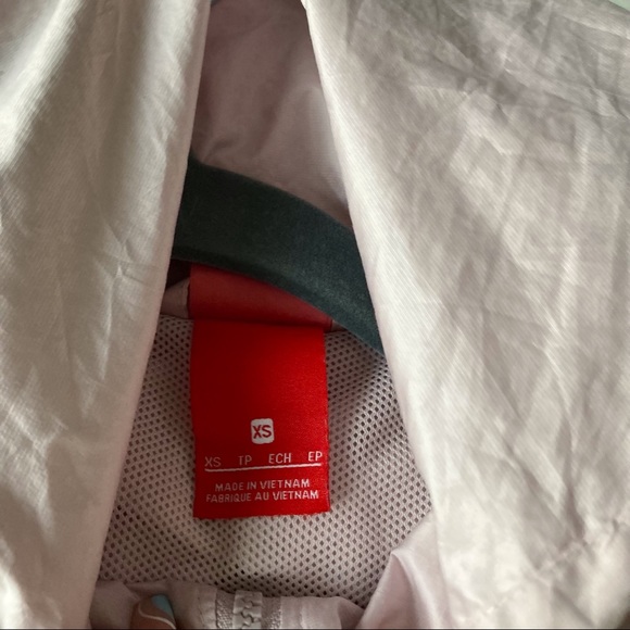 Nike windbreaker - Picture 3 of 3